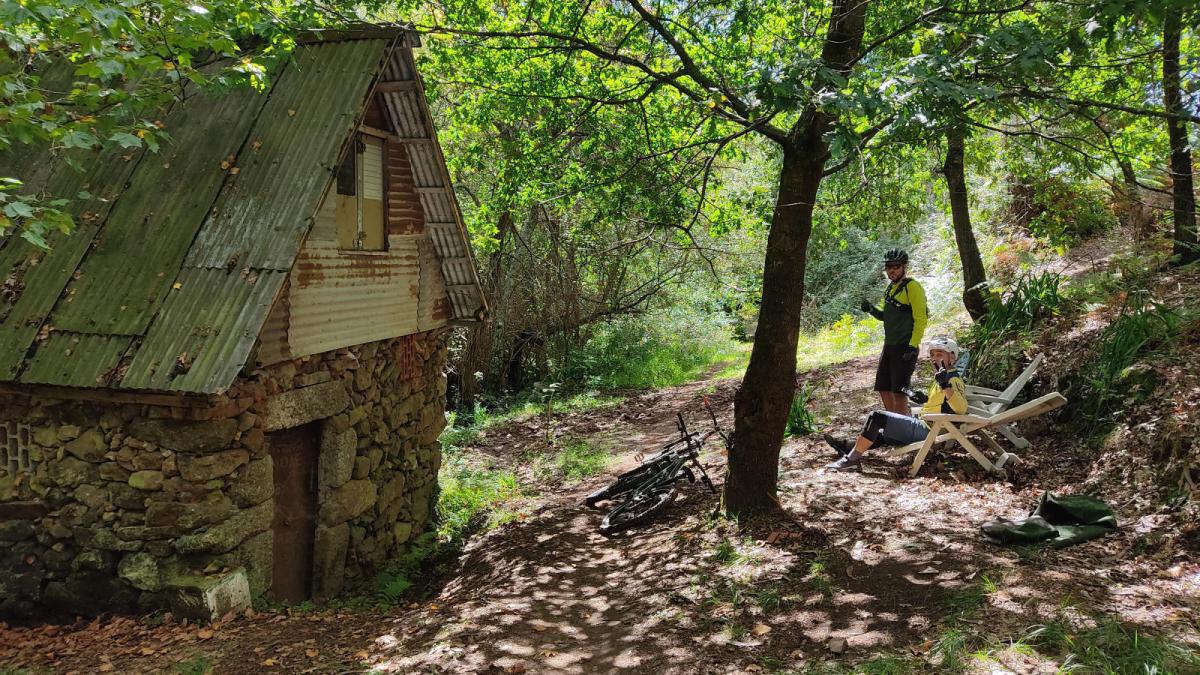 Trilhos do Paraiso 22